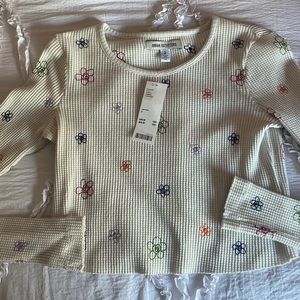 NWT urban flower top